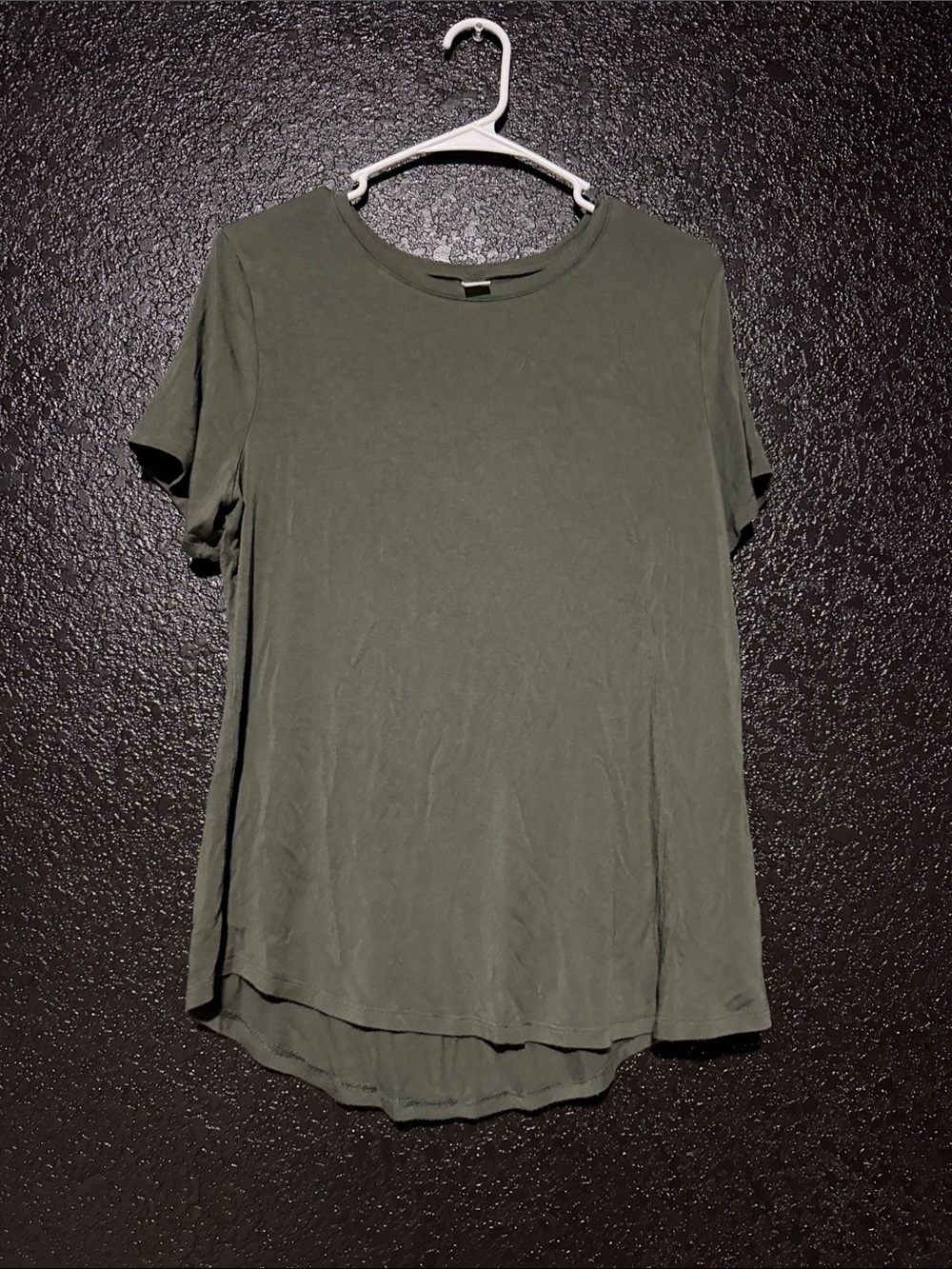 Old Navy Olive Short Sleeve Crewneck Tee